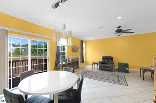 72 Albert Ct, Parsippany, NJ 07054 - Photo 4