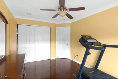 72 Albert Ct, Parsippany, NJ 07054 - Photo 16