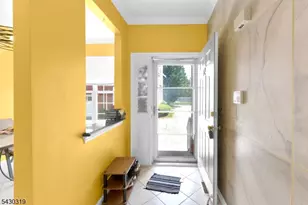 72 Albert Ct, Parsippany, NJ 07054 - Photo 2