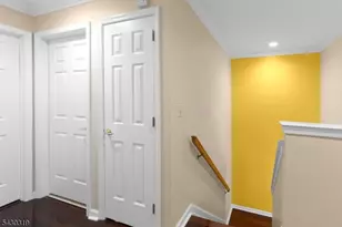 72 Albert Ct, Parsippany, NJ 07054 - Photo 36