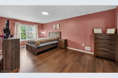 217 Vasser Dr, Piscataway Township, NJ 08854 - Photo 10