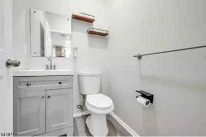 205 Crown Point Rd, Parsippany, NJ 07054 - Photo 10