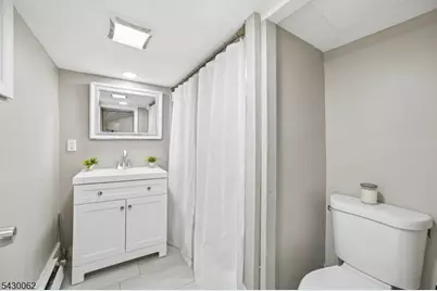 7 Belle Ave #2, Paterson, NJ 07522 - Photo 24