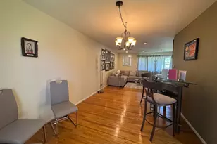 8 Berkeley Terrace, Livingston, NJ 07039 - Photo 2