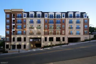 30 Ct St J 105, Morristown, NJ 07960 - Photo 22