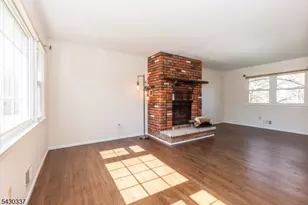 57 Clover Hill Dr, Mount Olive, NJ 07836 - Photo 4
