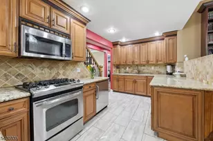 67 South Pkwy, Clifton, NJ 07014 - Photo 10