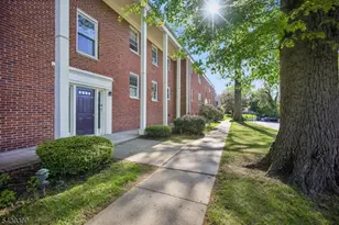 390 Morris Ave, Summit, NJ 07901 - Photo 22