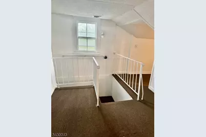 944 Hamburg Tpke, Wayne, NJ 07470 - Photo 2