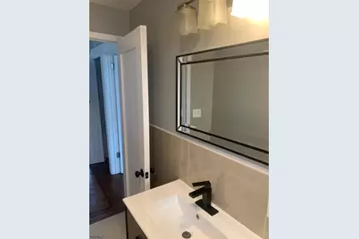 298 Clinton Pl, Newark, NJ 07112 - Photo 2