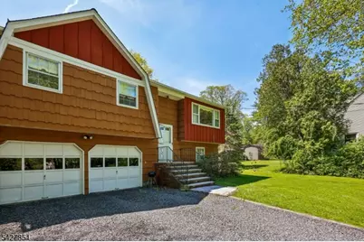 7 Hanover Ave, Warren Township, NJ 07059 - Photo 2