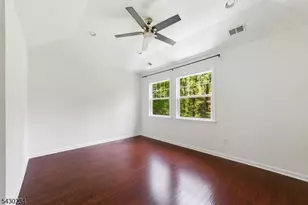 133 Savoth Ln, Woodbridge Township, NJ 07067 - Photo 12