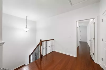 133 Savoth Ln, Woodbridge Township, NJ 07067 - Photo 8