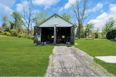 131 Vail Rd, Knowlton Township, NJ 07832 - Photo 12