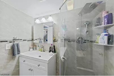 811 Lincoln Ave, Burlington City, NJ 08016 - Photo 32
