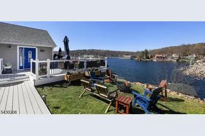 373 Lakeside Blvd, Hopatcong, NJ 07843 - Photo 2