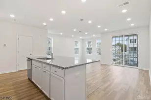 735 Station Rd, Dunellen, NJ 08812 - Photo 2