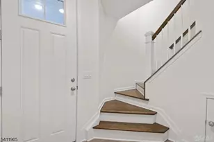 735 Station Rd, Dunellen, NJ 08812 - Photo 14