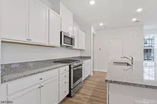 735 Station Rd, Dunellen, NJ 08812 - Photo 1