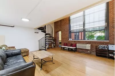 366-382 Trenton Ave #2F, Paterson, NJ 07503 - Photo 1