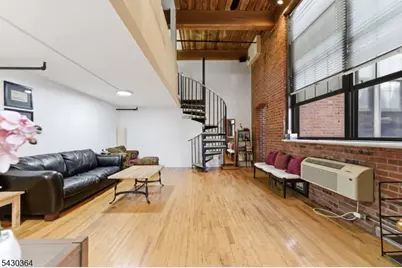366-382 Trenton Ave #2F, Paterson, NJ 07503 - Photo 4