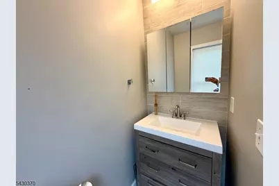 3 Walnut St #2, Little Falls Township, NJ 07424 - Photo 10