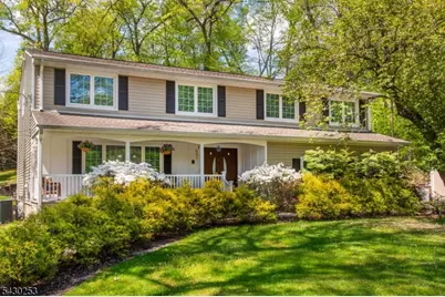 681 Glendale Rd, Franklin Lakes, NJ 07417 - Photo 2
