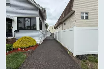 1404 Roselle St, Linden, NJ 07036 - Photo 4