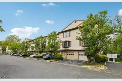 201 Watchung Ave #19, Bloomfield Twp., NJ 07003 - Photo 2