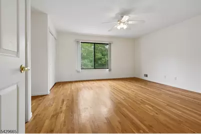 201 Watchung Ave #19, Bloomfield Twp., NJ 07003 - Photo 16