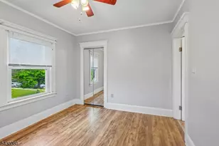 104 Thompson St, Raritan, NJ 08869 - Photo 10