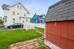 104 Thompson St, Raritan, NJ 08869 - Photo 26