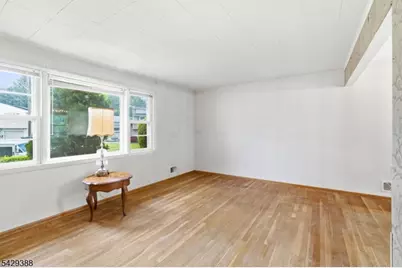 2 Moryan Rd, Edison Twp., NJ 08817 - Photo 26
