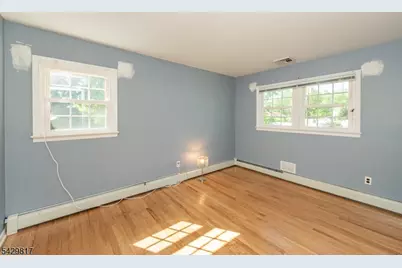 6 Beaumont Pl, Hanover Township, NJ 07981 - Photo 14