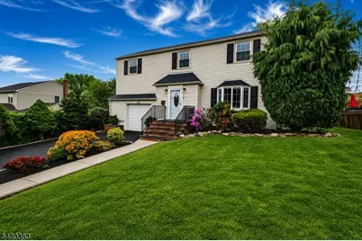 29 Fischer Ave, Nutley, NJ 07110 - Photo 2