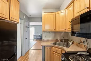 8 Sewall Ave, Clifton, NJ 07011 - Photo 4