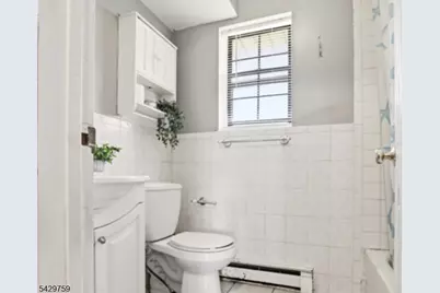 8 Sewall Ave #6C, Clifton, NJ 07011 - Photo 6