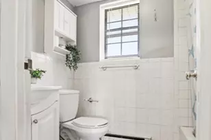 8 Sewall Ave, Clifton, NJ 07011 - Photo 6
