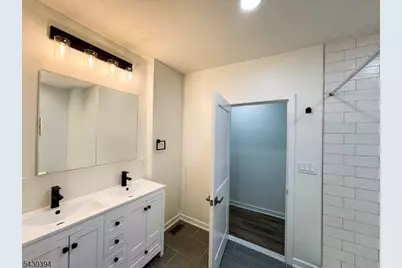 438 Lawrence St, Burlington City, NJ 08016 - Photo 10