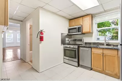 70 Valley St, South Orange, NJ 07079 - Photo 14