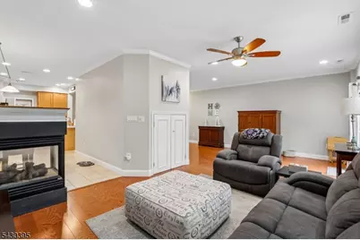 17 Miller Cir, Hopewell Township, NJ 08534 - Photo 6