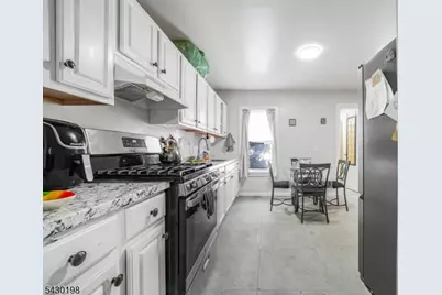 418 S 10th St, Newark, NJ 07103 - Photo 4