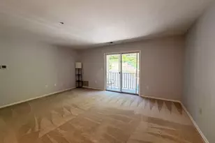 1635 King Ct, Green Brook Township, NJ 08812 - Photo 8
