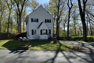 95 Unger Ave, Hopatcong, NJ 07874 - Photo 2