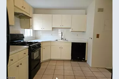 16 Woods Edge Dr, Roxbury Township, NJ 07876 - Photo 10