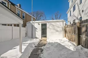 17 Mission St, Montclair, NJ 07042 - Photo 14