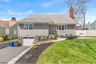 821 Midwood Dr, Rahway, NJ 07065 - Photo 2