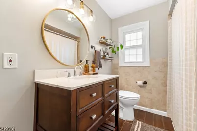 821 Midwood Dr, Rahway, NJ 07065 - Photo 16