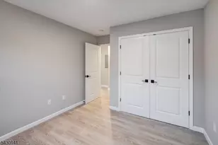 54 Holland St, Newark, NJ 07103 - Photo 18