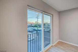 54 Holland St, Newark, NJ 07103 - Photo 8